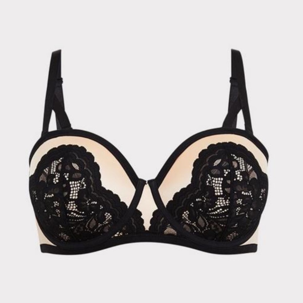 Torrid NWT DD Strapless + Multi-Way Convertible Push-up Bra NWT
